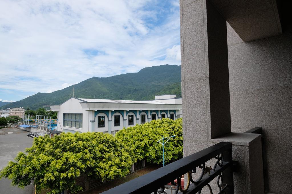 Iliving B&B Hualien Exterior foto